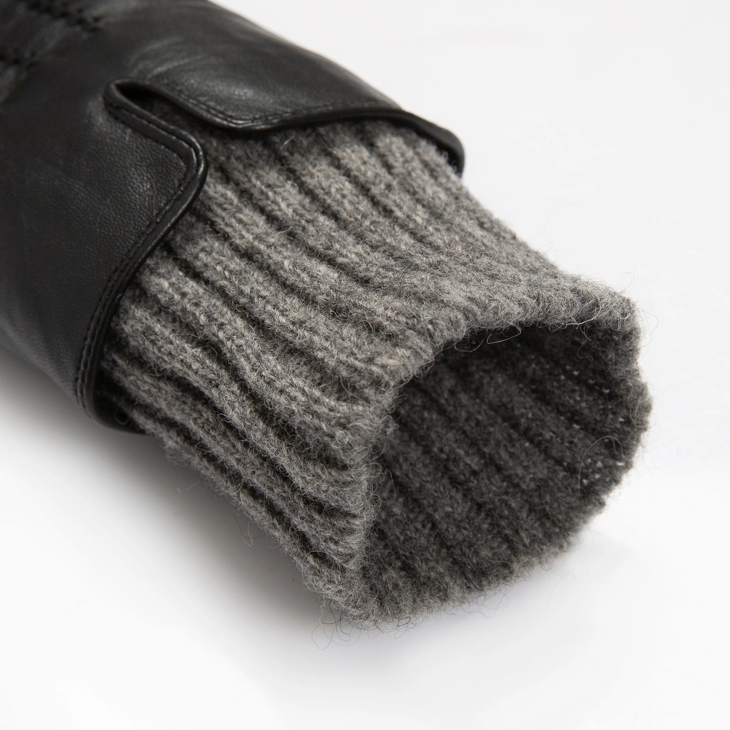 Women’s Three-Point Wool Blend-Lined Leather Gloves With Knitted Cuffs 12 Women’s Three-Point Wool Blend-Lined Leather Gloves With Knitted Cuffs - Image 12