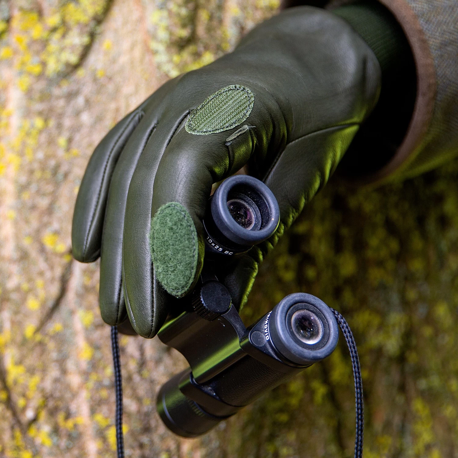 Women's Heritage Water-Resistant Silk-Lined Right Hand Leather Shooting Gloves 7 Women's Heritage Water-Resistant Silk-Lined Right Hand Leather Shooting Gloves - Image 7