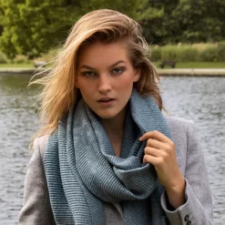 Women’s Pleated Plain Scarf With Tassels -Fashion Accessories Shop woman wearing navy pleated pashmina