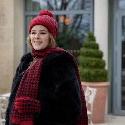 Women’s Knitted Bobble Hat With Dogtooth Pattern -Fashion Accessories Shop womens dogtooth pattern knitted hat red