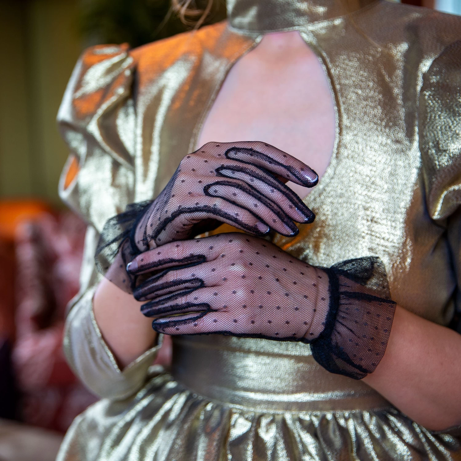 Women’s Tulle Gloves With Frilled Cuff 3 Women’s Tulle Gloves With Frilled Cuff - Image 3