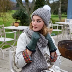 Women’s Three-Point Faux Fur-Lined Leather Mittens 23 Women’s Three-Point Faux Fur-Lined Leather Mittens -Fashion Accessories Shop womenssageleathermittens